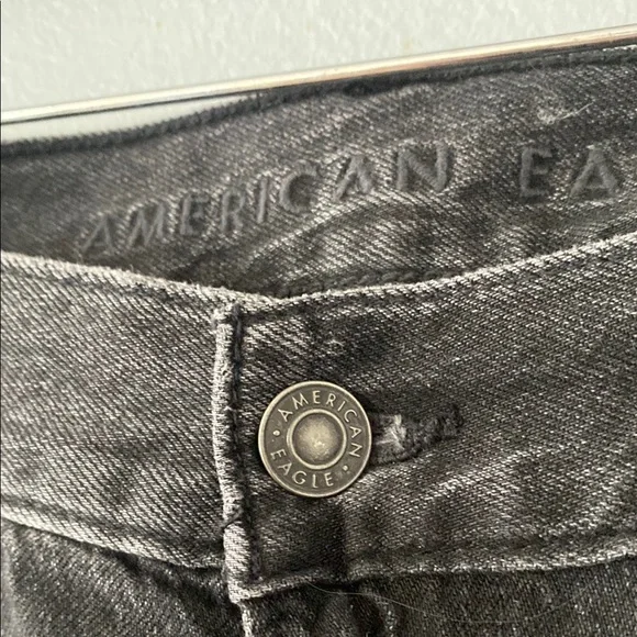 Black Wide-Leg Cargo Jeans - Picture 4 of 9